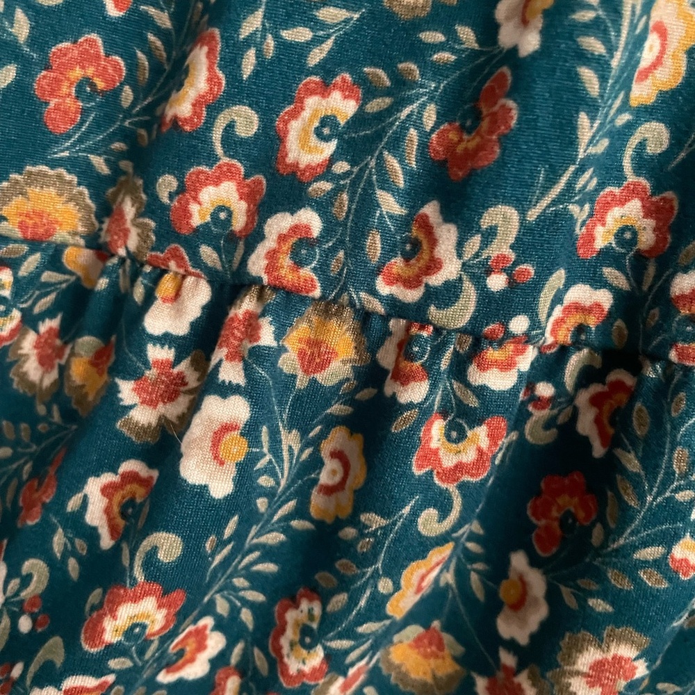 Pattern Dress - Picture 3 of 6